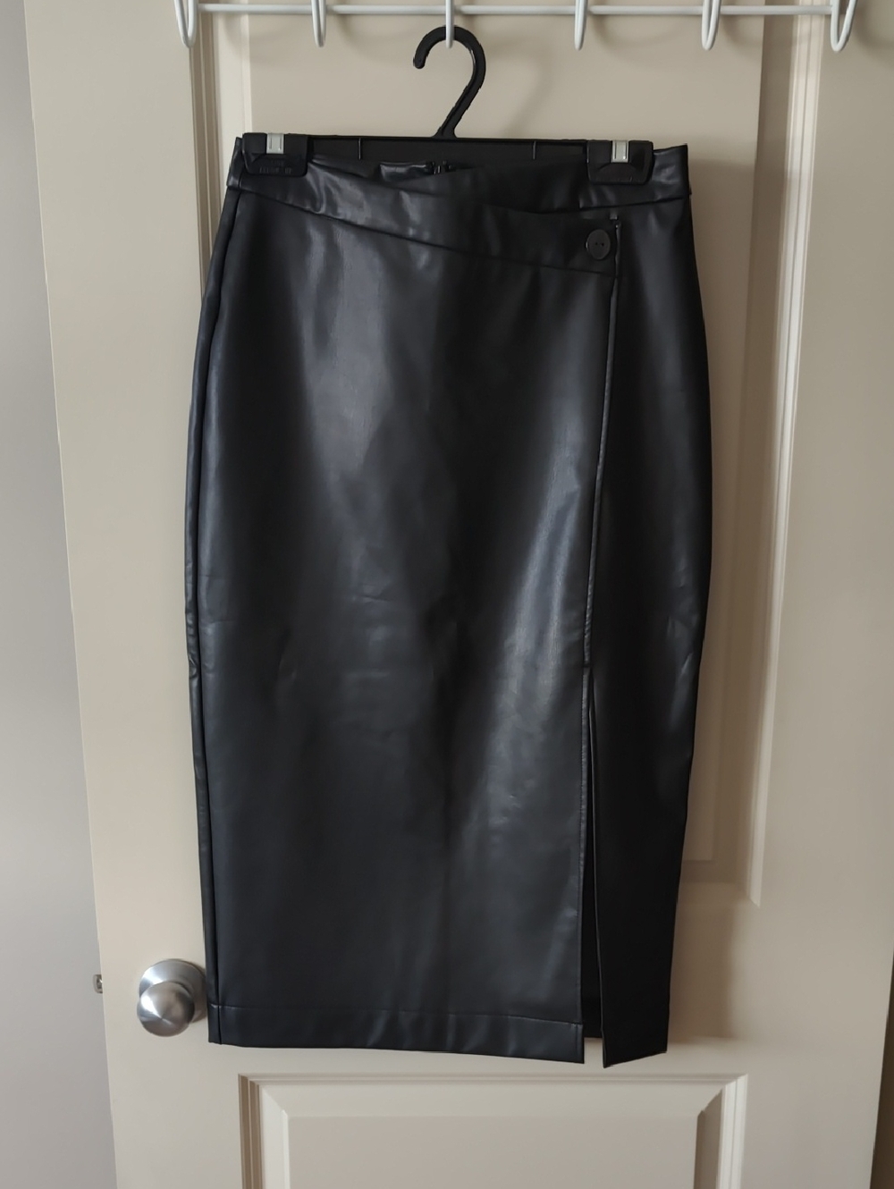Women's Black Faux Leather Midi Skirt with Front Slit